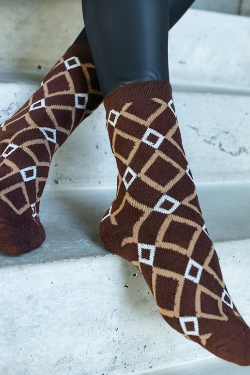 Schwarz-weiße warme Socken Sella Schwarz-weiße warme Socken Sella