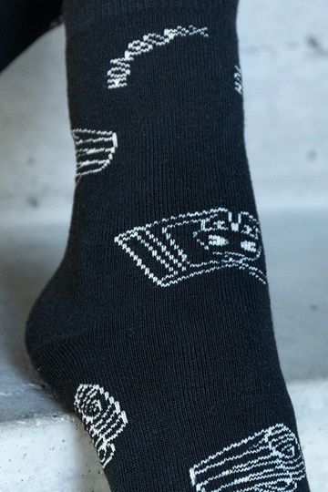 Schwarz-weiße warme Socken...