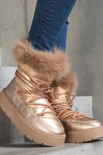 Beige isolierte... 2