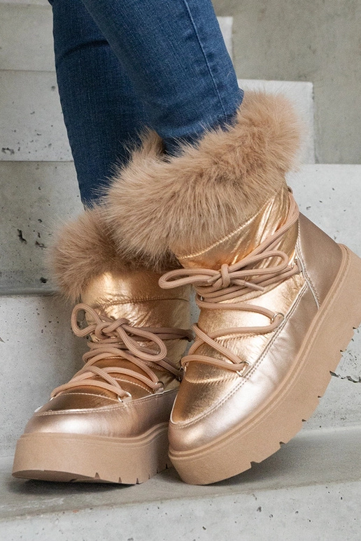 Beige isolierte Schneestiefel mit...
