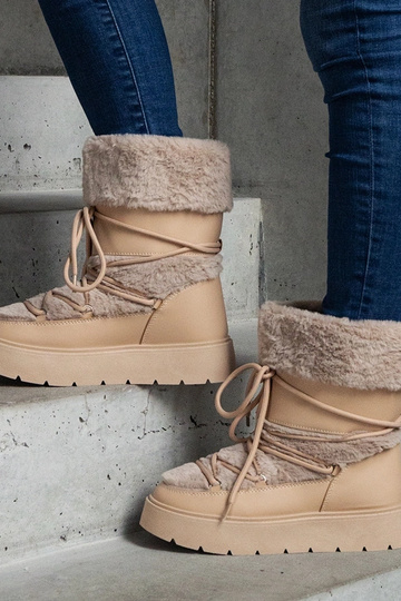 Beige isolierte...