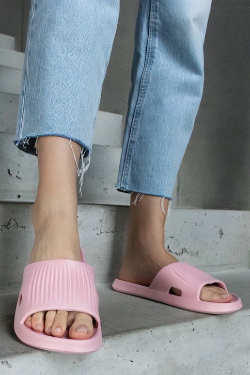 Hausschuhe aus Schaumstoff in Rosa... Hausschuhe aus Schaumstoff in Rosa...