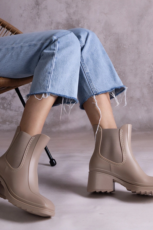 Beige Gummistiefel mit Absatz Surien Beige Gummistiefel mit Absatz Surien