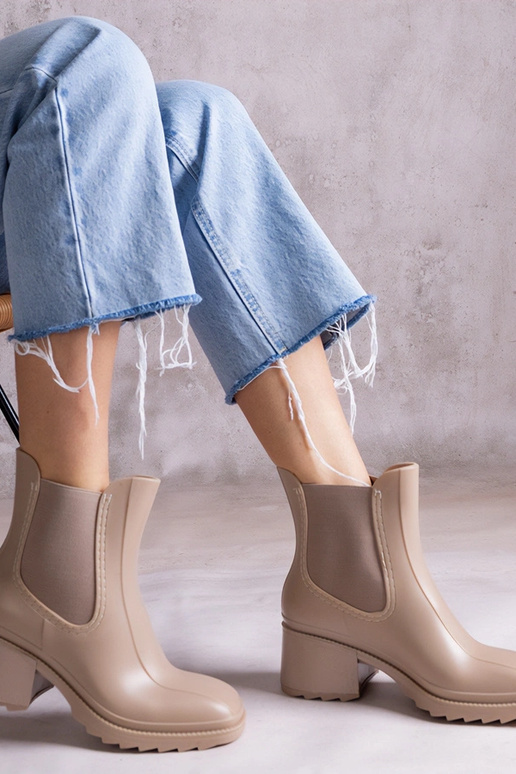 Beige Gummistiefel mit Absatz Surien Beige Gummistiefel mit Absatz Surien