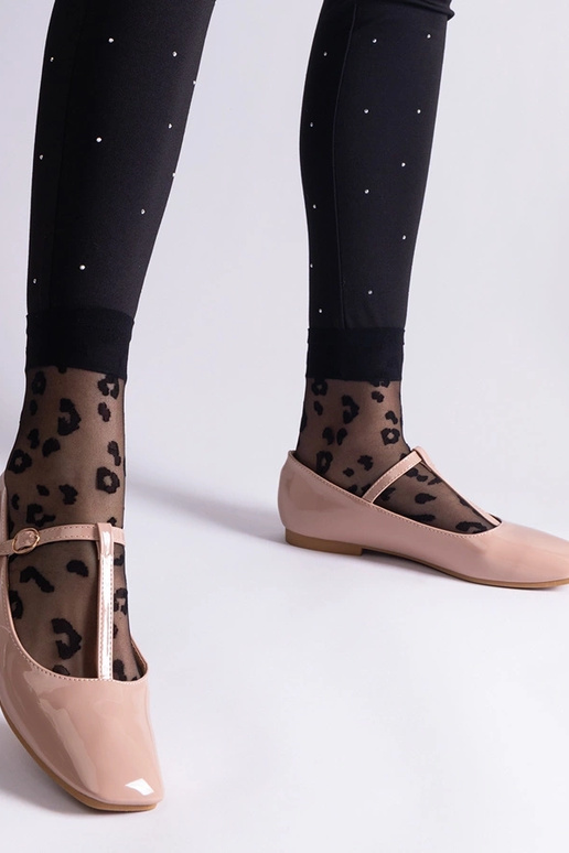 Beige Ballerinas aus Lackleder mit... Beige Ballerinas aus Lackleder mit...