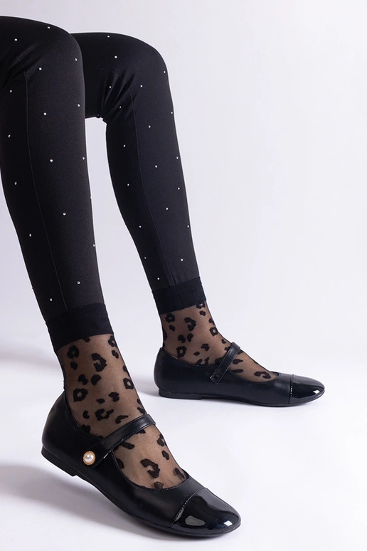 Schwarze Ballerinas aus Lackleder mit... Schwarze Ballerinas aus Lackleder mit...