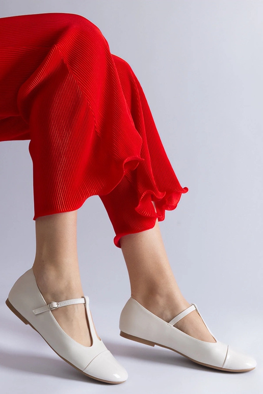 Gloriana weiße Lackleder-Ballerinas... Gloriana weiße Lackleder-Ballerinas...