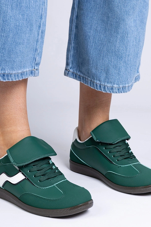 Grüne flache Damen-Sneaker mit... Grüne flache Damen-Sneaker mit...