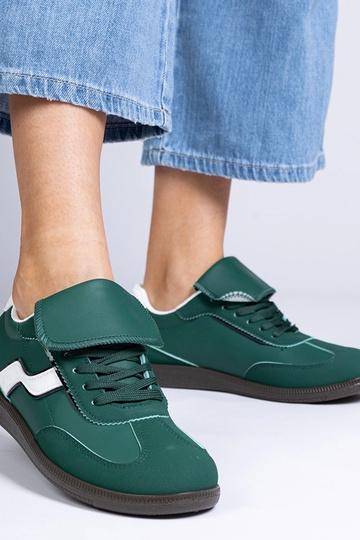 Grüne flache Damen-Sneaker... 2