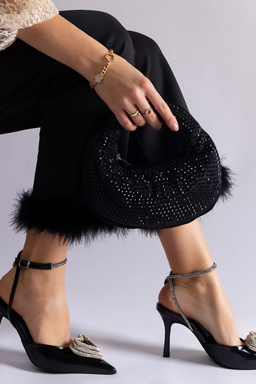 Schwarze High Heels mit...