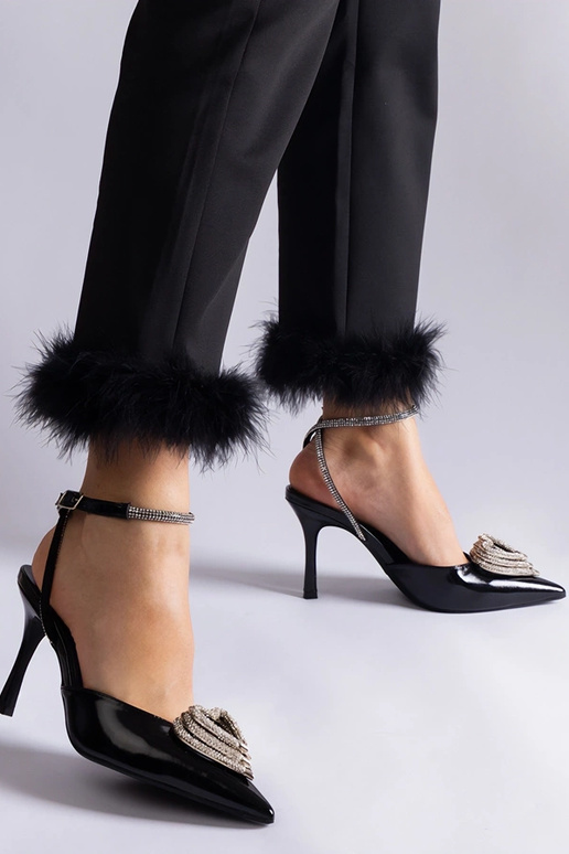 Schwarze High Heels mit offener Ferse... Schwarze High Heels mit offener Ferse...