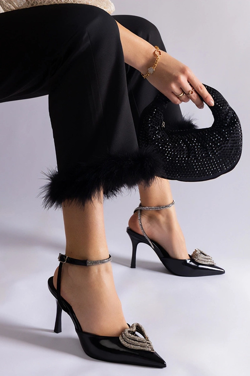 Schwarze High Heels mit offener Ferse... Schwarze High Heels mit offener Ferse...