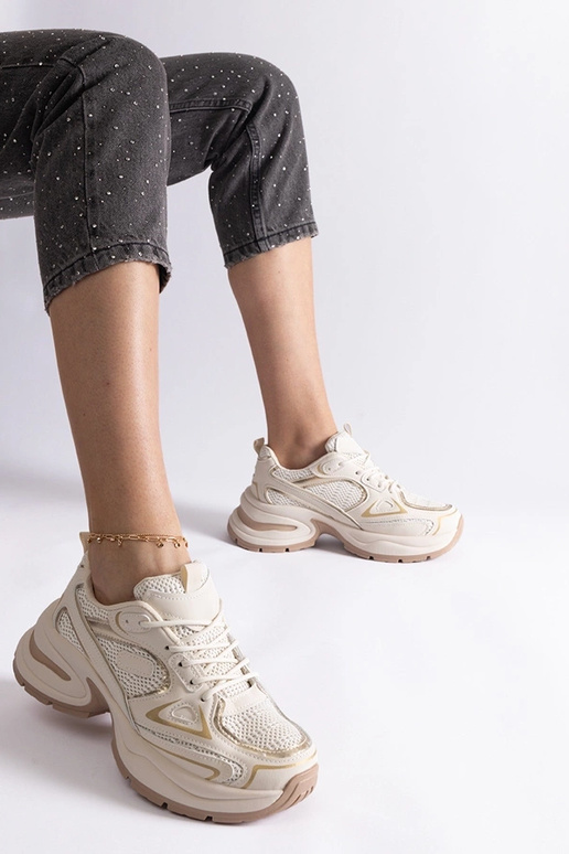 Beige Sneaker mit massiver Adom-Sohle Beige Sneaker mit massiver Adom-Sohle