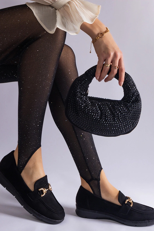 Schwarze durchbrochene Damenmokassins...