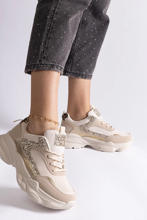 Beige Sneakers mit Glitzereinsätzen... Beige Sneakers mit Glitzereinsätzen...