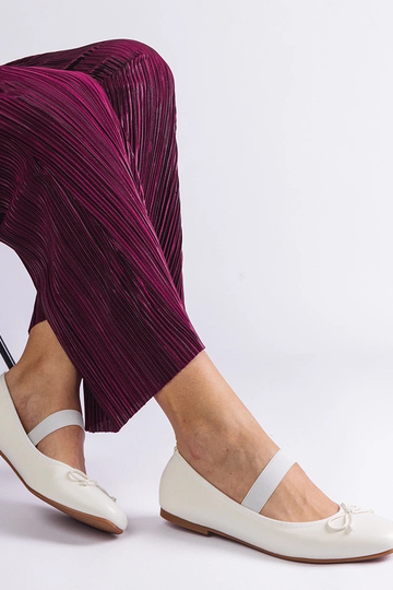 Weiße Ballerinas mit... 2