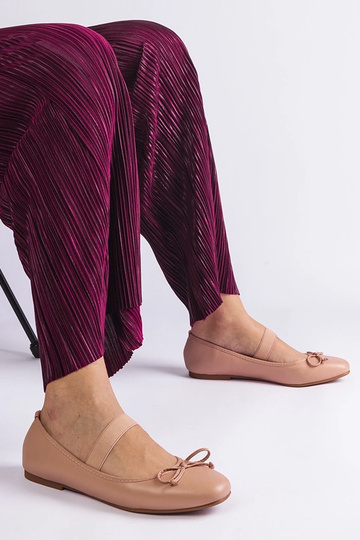 Beige Ballerinas mit...