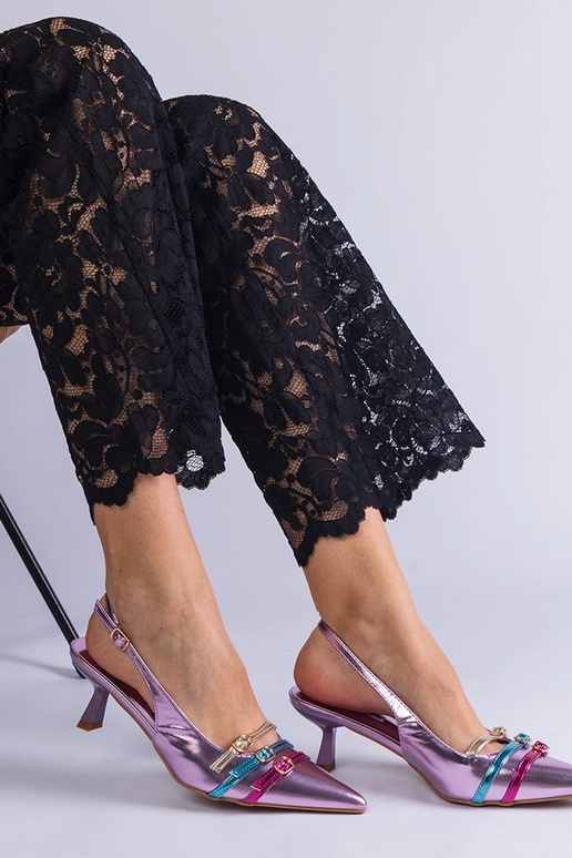 Lilafarbene Pumps mit offener Spitze... Lilafarbene Pumps mit offener Spitze...