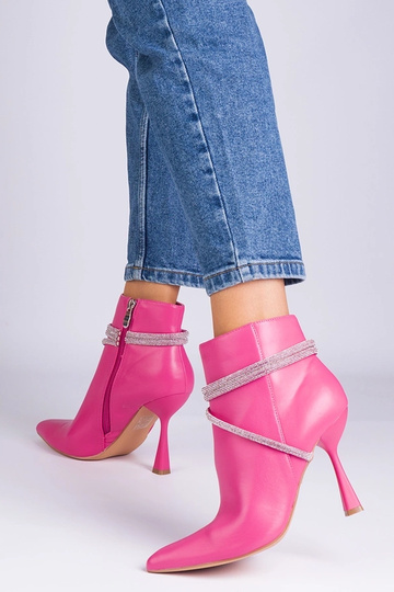 Rosa High Heel Stiefeletten mit Strasssteinen verziert Fantagaro