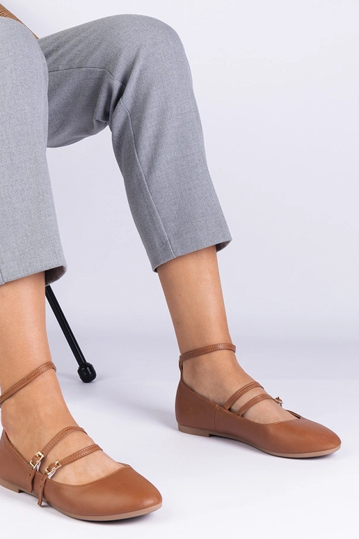 Braune Ballerinas aus Kunstleder mit...