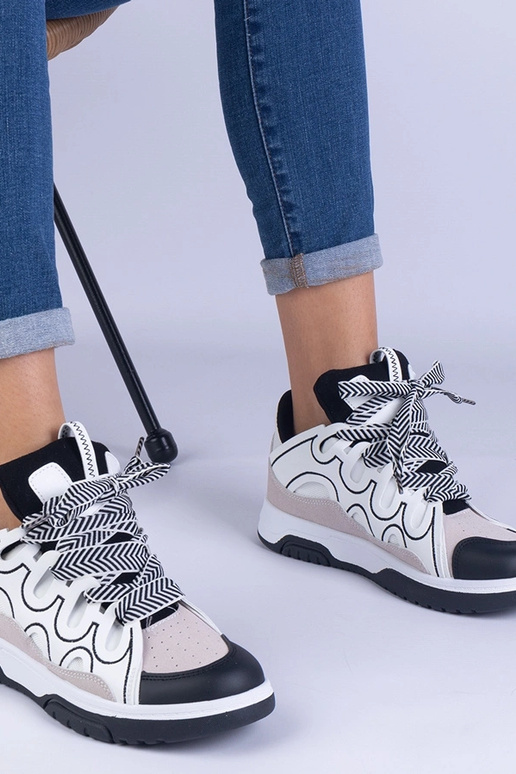 Schwarze Damen Sneaker mit... Schwarze Damen Sneaker mit...