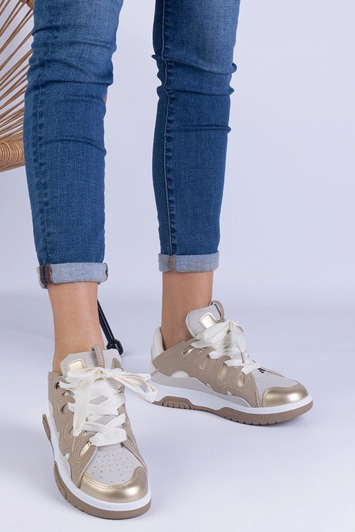 Beige Damen Sneaker mit Zierschnürung... Beige Damen Sneaker mit Zierschnürung...