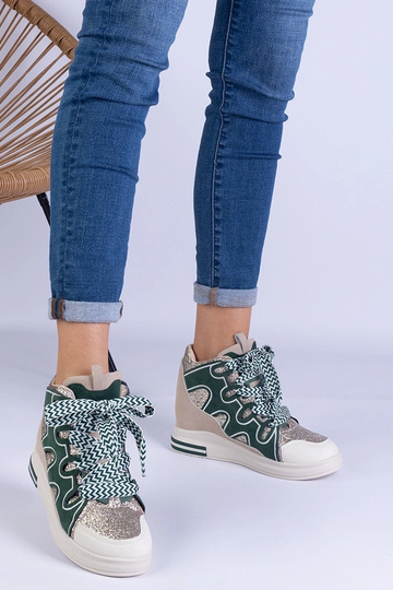 Grüne Sneaker mit dicken Schnürsenkeln und Glitzer Gralina 2