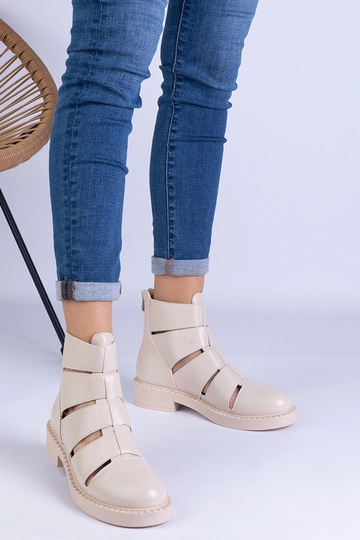 Beige Stiefel aus Ökoleder mit Cut-outs und flachem Absatz Kalipso 2
