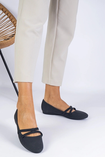 Schwarze Damenballerinas aus mattem Ökoleder Baronna