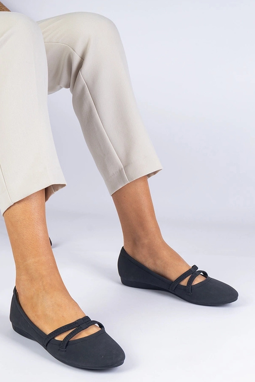 Schwarze Damenballerinas aus mattem...