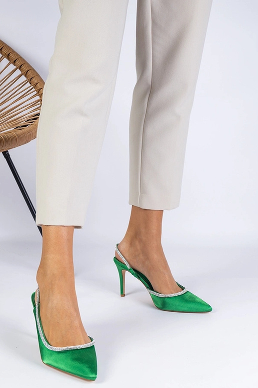 Grüne Satin Pumps mit Strasssteinen...