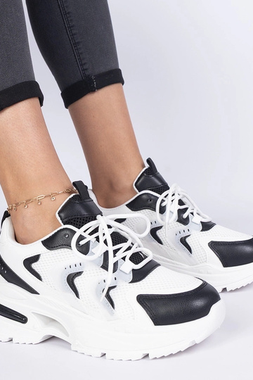 Schwarz-weiße Damen-Sport-Sneakers Lamula