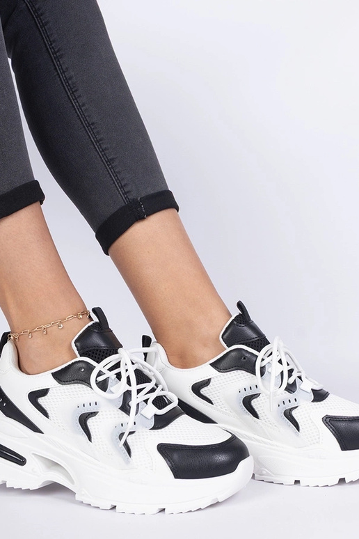 Schwarz-weiße Damen-Sport-Sneakers...