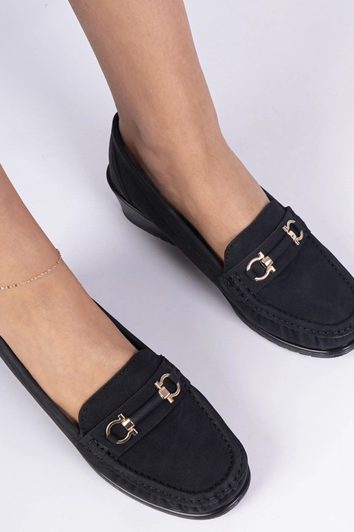 Schwarze Damenmokassins mit... Schwarze Damenmokassins mit...