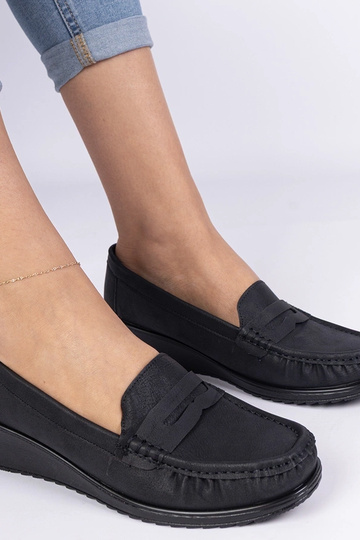 Schwarze Mokassins für... 2