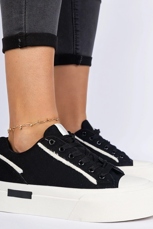 Schwarze Damendoppschuhe aus Stoff... Schwarze Damendoppschuhe aus Stoff...