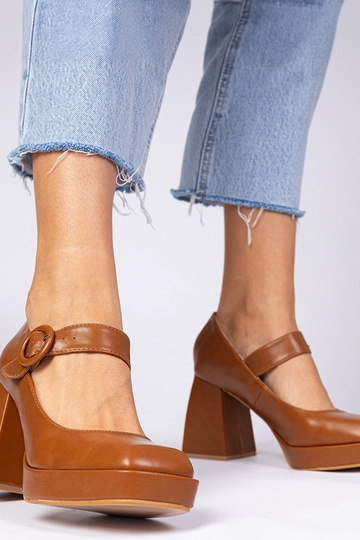 Braune Pumps mit... 2