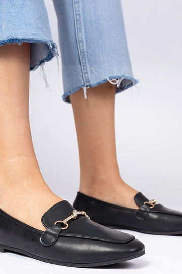 Schwarze Mokassins mit...