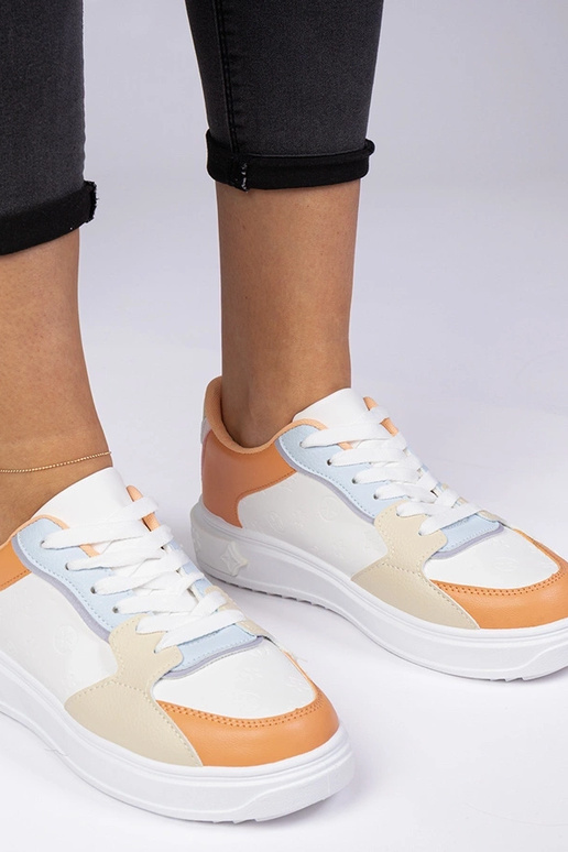 Weiß-orange Sportschuhe aus...