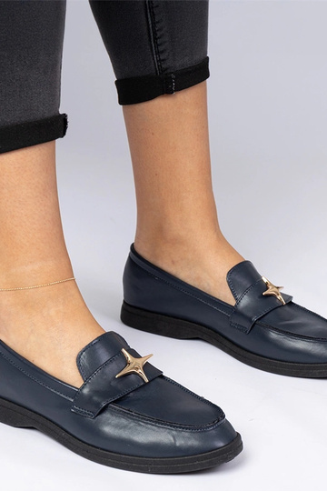 Dunkelblaue Damenmokassins...