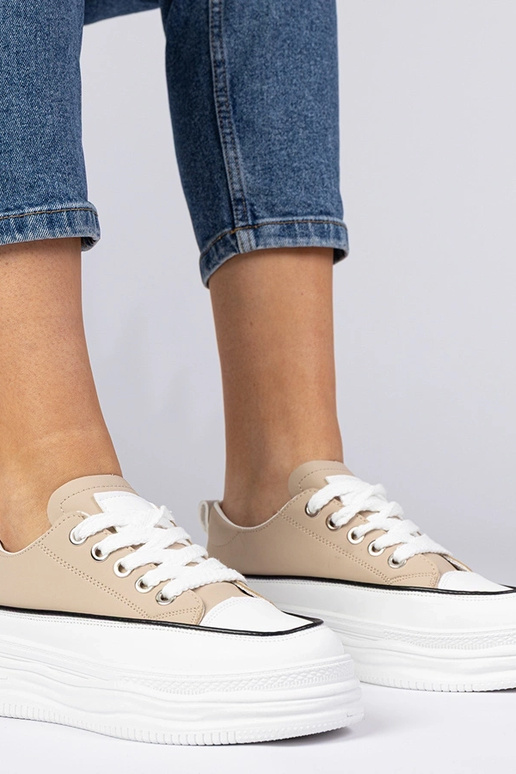 Beige Damen Sneakers mit hoher Sohle... Beige Damen Sneakers mit hoher Sohle...