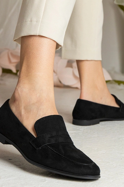 Schwarze Damenmokassins klassisch Nageri Schwarze Damenmokassins klassisch Nageri