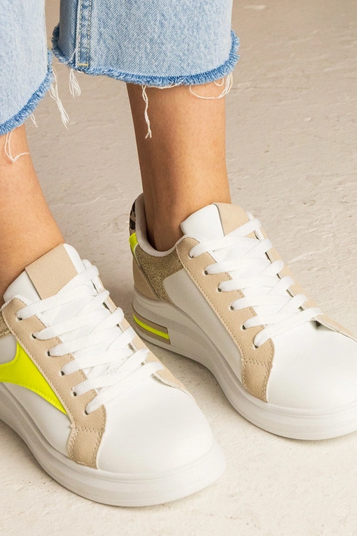 Weiße Sneakers mit Glitzer- und... Weiße Sneakers mit Glitzer- und...