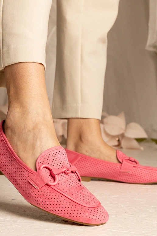 Rosa Damenmokassins mit Lochmuster... Rosa Damenmokassins mit Lochmuster...