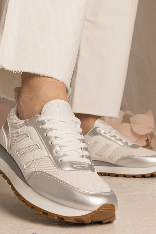 Weiß-silberne Damen-Sneakers... Weiß-silberne Damen-Sneakers...