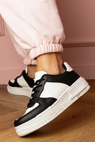 Schwarze Damen-Sneaker auf... 2