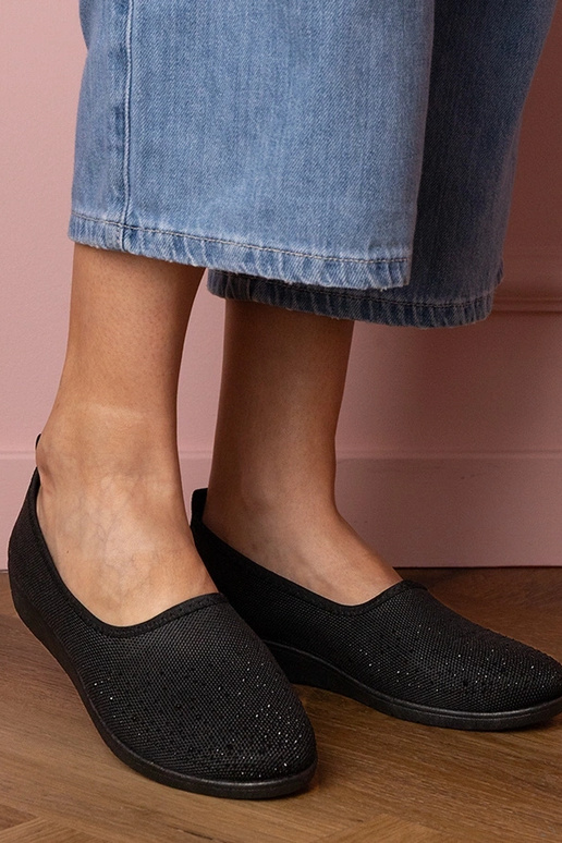 Schwarze Damen-Sandalen mit... Schwarze Damen-Sandalen mit...