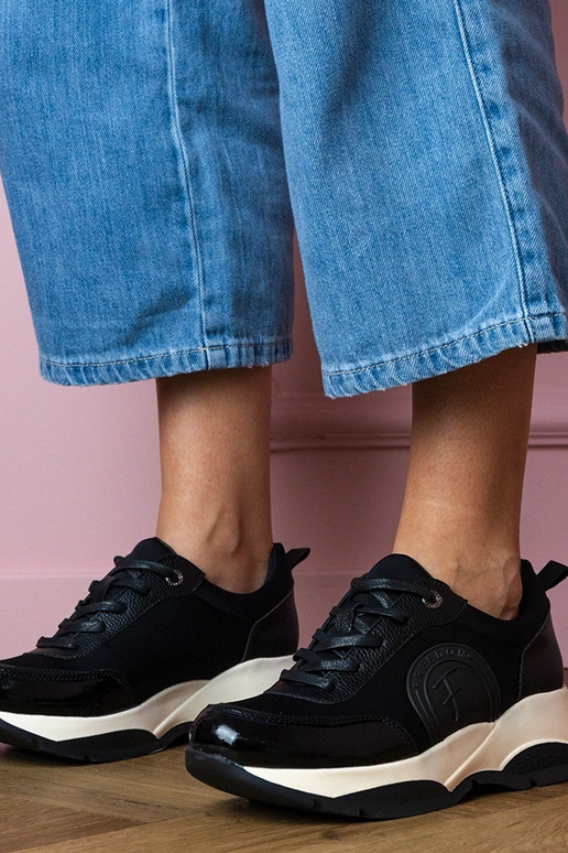 Schwarze Damen-Sportschuhe Wener Schwarze Damen-Sportschuhe Wener