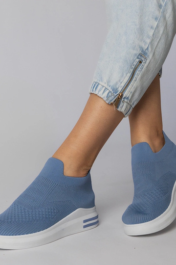 Blaue Slip-On-Schuhe,... 2