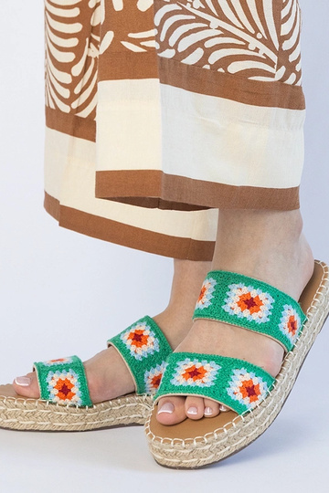 Grüne Espadrilles-Slipper...
